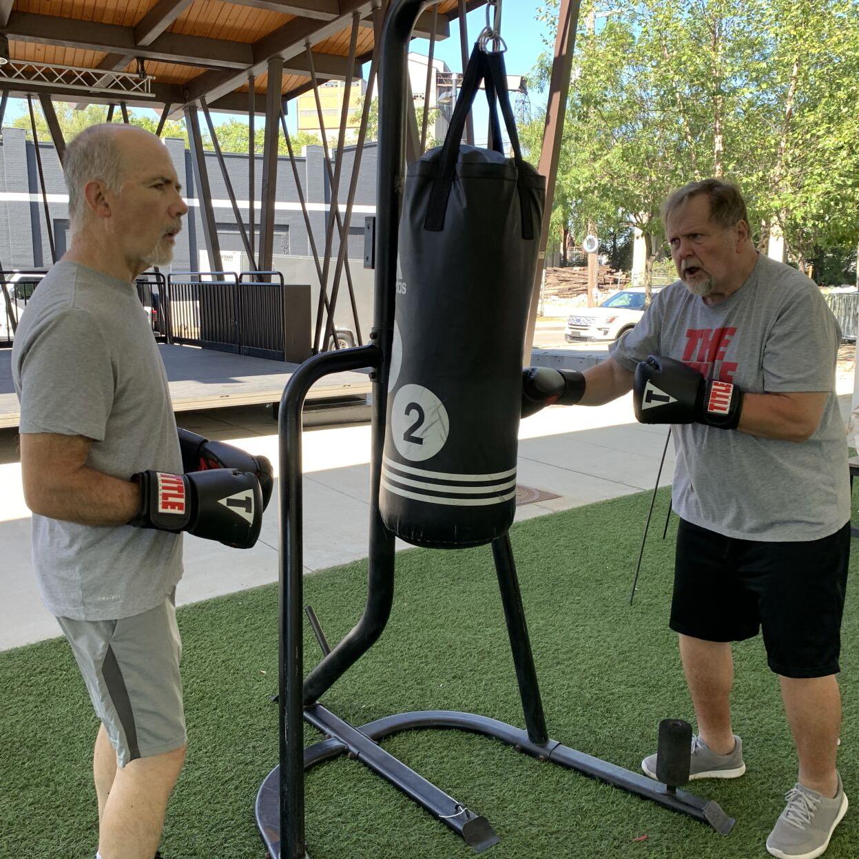 Robert Schack boxing